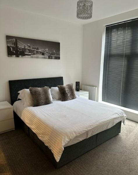 Stunning Flat With Parking Free Near Sutton Station Apartment Cheam Exterior photo